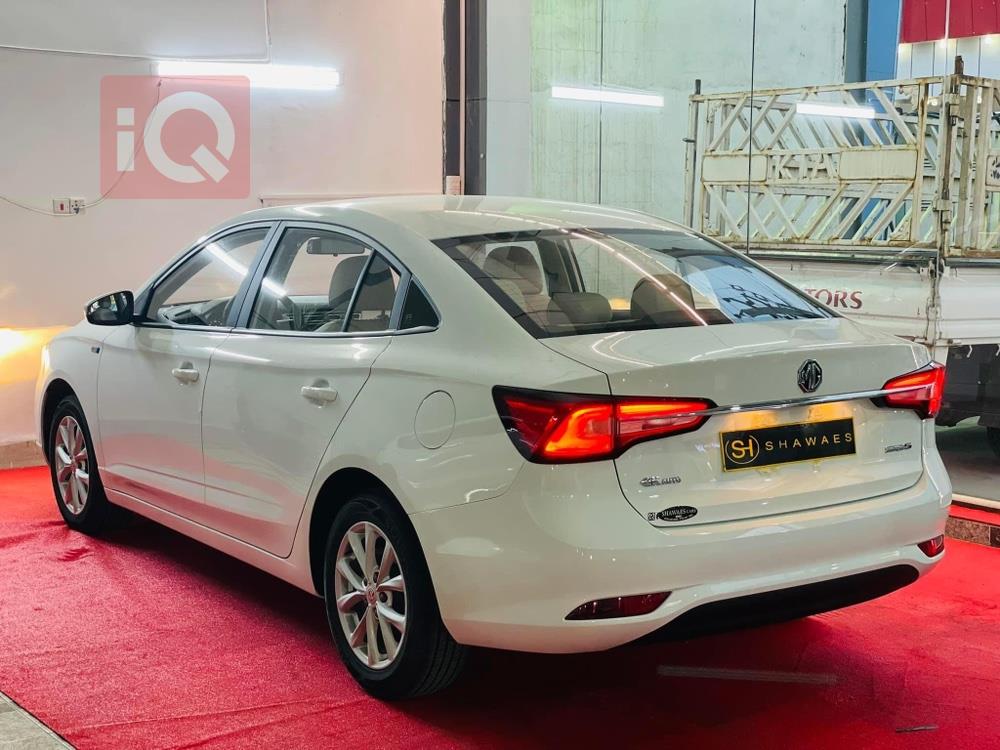 MG 5